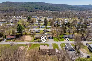114 Gifford Rd, Hartford, VT 05001 - Photo 43