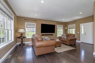 29 Churchill Dr, Hooksett, NH 03106 - Photo 11
