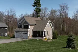 29 Churchill Dr, Hooksett, NH 03106 - Photo 3