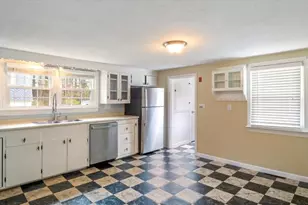 7 Westerdale Ave, Salem, NH 03079 - Photo 9