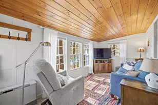 18 Holt Dr, Deerfield, NH 03037 - Photo 7