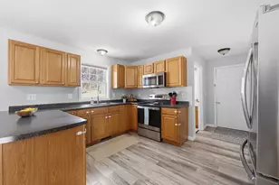 157 Mission Ave, Manchester, NH 03104 - Photo 9