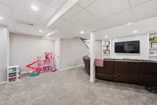 157 Mission Ave, Manchester, NH 03104 - Photo 31