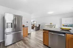 157 Mission Ave, Manchester, NH 03104 - Photo 13