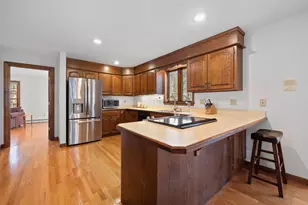 60 Cambridge Rd, Hampstead, NH 03841 - Photo 7