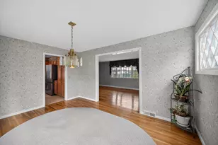 75 N Acres Rd, Manchester, NH 03104 - Photo 21