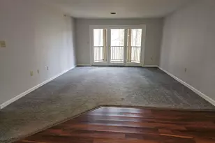 9 Bartemus Trail, Nashua, NH 03063 - Photo 5