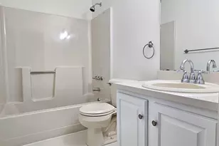 9 Bartemus Trail, Nashua, NH 03063 - Photo 15