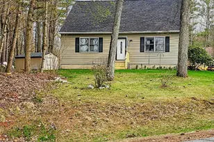 8 Russet Dr, Pittsfield, NH 03263 - Photo 3