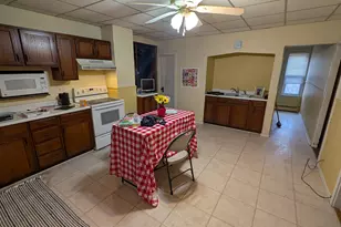 457 Hillsboro St, Berlin, NH 03570 - Photo 3