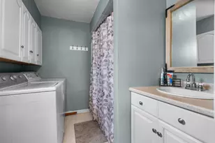 66 Bedel St, Manchester, NH 03102 - Photo 15