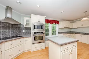 39 Blair Dr, Rochester, NH 03868 - Photo 5
