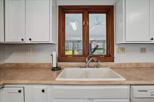 326 Lockes Hill Rd, Epsom, NH 03234 - Photo 35