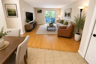 122 Eastern Ave, Manchester, NH 03104 - Photo 7