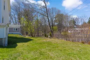 71 Franklin St, Derry, NH 03038 - Photo 51