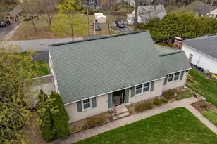 18 Hillside Dr, Nashua, NH 03064 - Photo 5