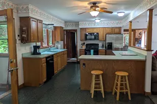 34 Hubbard Grove Rd, Shelburne, NH 03581 - Photo 5