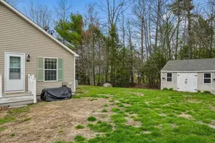 13 Sparrow Dr, Barrington, NH 03825 - Photo 31