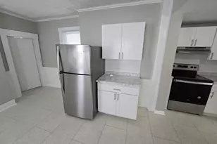 286 Lake Ave, Manchester, NH 03103 - Photo 11