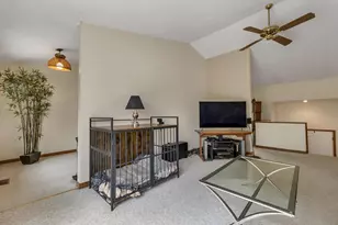 12 Fitzpatrick Cir, Nashua, NH 03063 - Photo 7