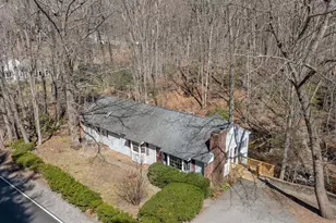 226 Amesbury Rd, Kensington, NH 03833 - Photo 1