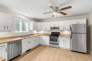 91 Oak Ridge Rd, Bethlehem, NH 03574 - Photo 11