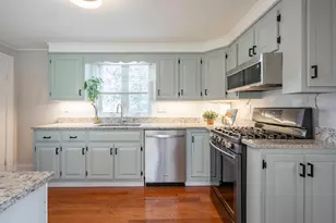41 Main St, Atkinson, NH 03811 - Photo 21