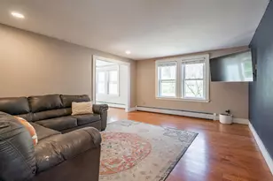 41 Main St, Atkinson, NH 03811 - Photo 11