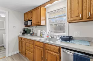13 Clinton St, Concord, NH 03301 - Photo 27