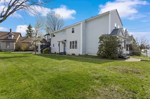 13 Clinton St, Concord, NH 03301 - Photo 3