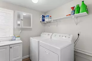 13 Clinton St, Concord, NH 03301 - Photo 41