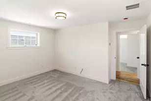 27 Eden Ln, Portsmouth, NH 03801 - Photo 19