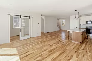 27 Eden Ln, Portsmouth, NH 03801 - Photo 9