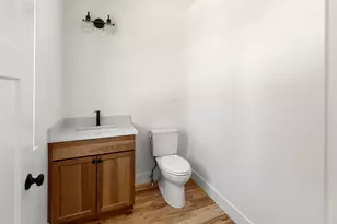 27 Eden Ln, Portsmouth, NH 03801 - Photo 15