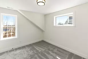 27 Eden Ln, Portsmouth, NH 03801 - Photo 31