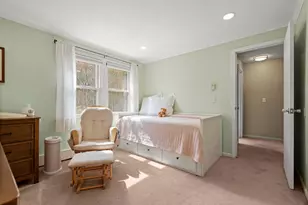 151 Rockingham Rd, Derry, NH 03038 - Photo 13