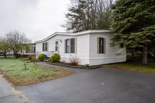 52 Monadnock Dr, Rochester, NH 03867 - Photo 7