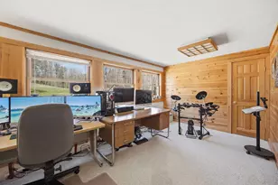 490 Clough Rd, Pittsfield, NH 03263 - Photo 21