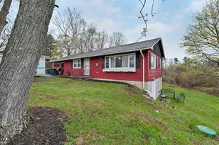 43 School House Hill Rd, Gilford, NH 03249 - Photo 5