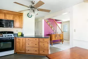 10 Cambridge Rd, Nashua, NH 03062 - Photo 5
