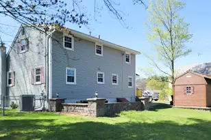 10 Cambridge Rd, Nashua, NH 03062 - Photo 3