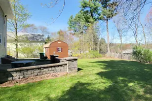 10 Cambridge Rd, Nashua, NH 03062 - Photo 23