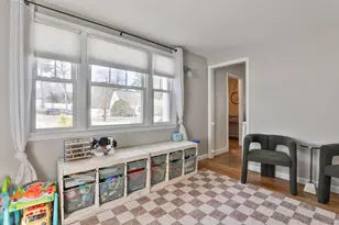 42 Dublin Ave, Nashua, NH 03063 - Photo 11