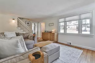 42 Dublin Ave, Nashua, NH 03063 - Photo 9