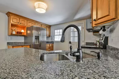 42 Dublin Avenue, Nashua, NH 03063 - Photo 15