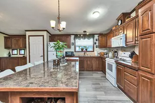 545 Elm St, Milford, NH 03055 - Photo 15