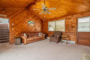19 Dutton Rd, Pelham, NH 03076 - Photo 13