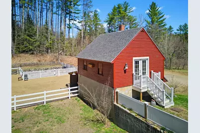 41 W Lull Place, New Boston, NH 03070 - Photo 11