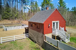 41 W Lull Pl, New Boston, NH 03070 - Photo 11