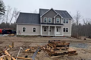 110 Laurel Rd, Hooksett, NH 03106 - Photo 3